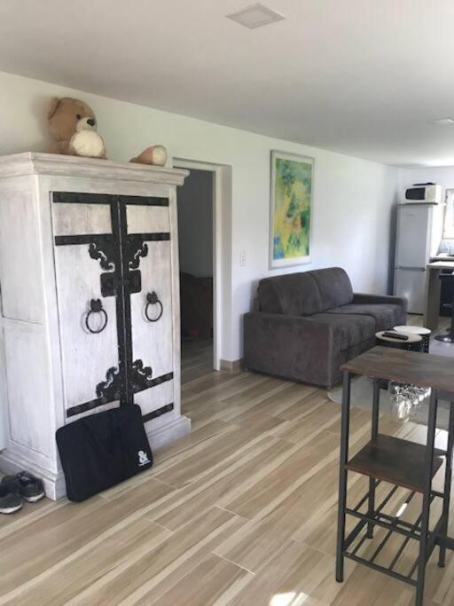Les Bambous Apartman Poissy Kültér fotó